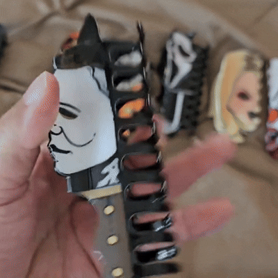 Niche Ghost Face Shark Clip